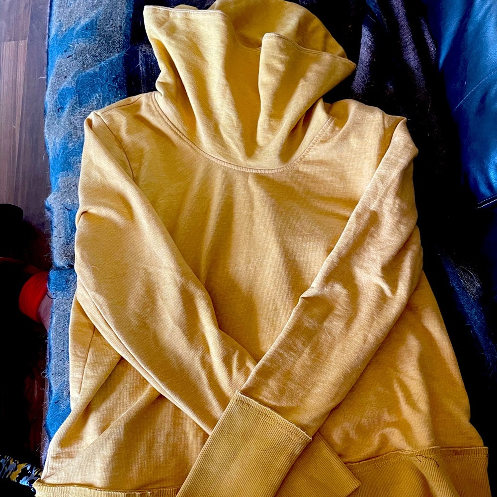 Cowl neck sweat shirt.  Very soft and comfortable.